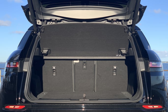 Range rover evoque boot on sale space